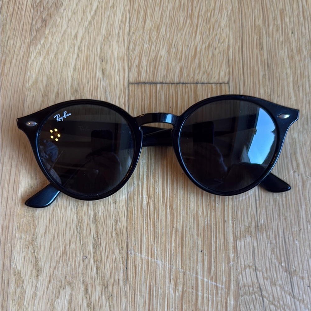 Ray-Ban Classic Black Sunglasses